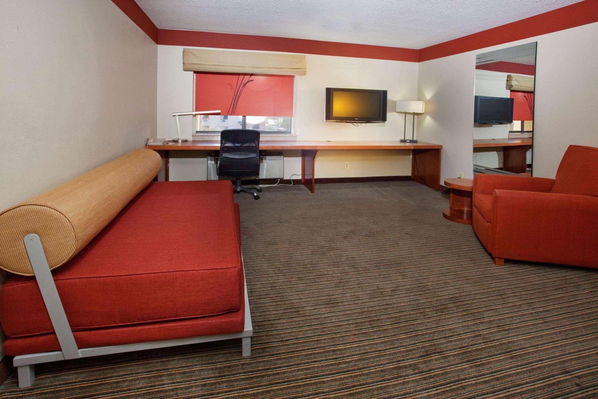 Travelodge By Wyndham Columbus State University Luaran gambar